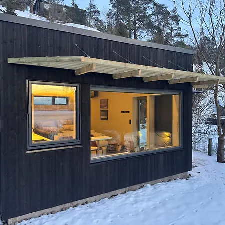 New & Modern 70 Metres From The Fjord Casa vacanze