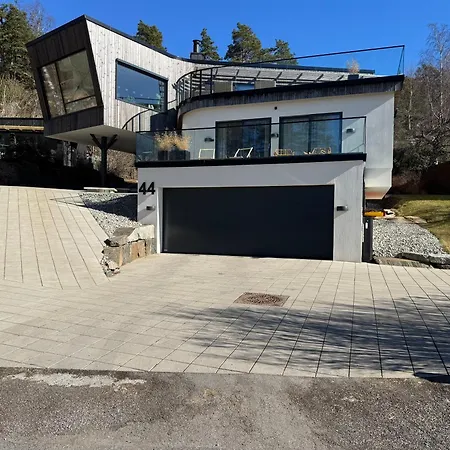 New & Modern 70 Metres From The Fjord