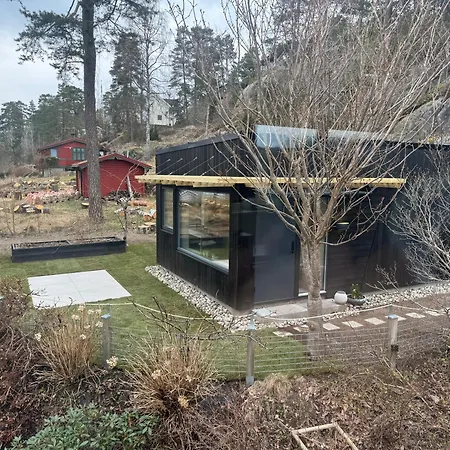 New & Modern 70 Metres From The Fjord Casa vacanze *