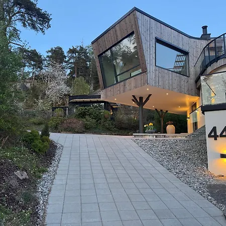 New & Modern 70 Metres From The Fjord Casa vacanze Vestby (Akershus)