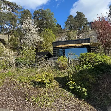 New & Modern 70 Metres From The Fjord Casa vacanze Vestby (Akershus)