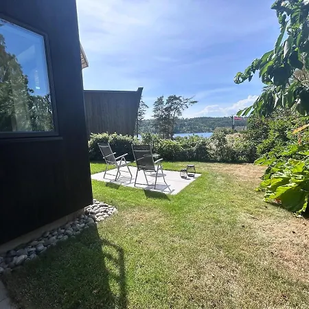Casa vacanze New & Modern 70 Metres From The Fjord *