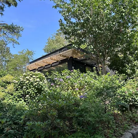 Casa vacanze New & Modern 70 Metres From The Fjord *