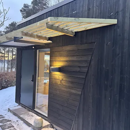 New & Modern 70 Metres From The Fjord Casa vacanze *