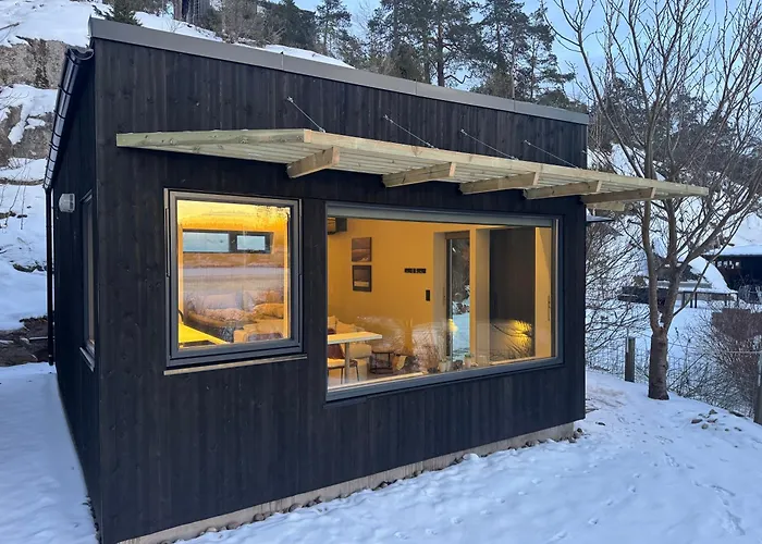 New & Modern 70 Metres From The Fjord Tatil Evi